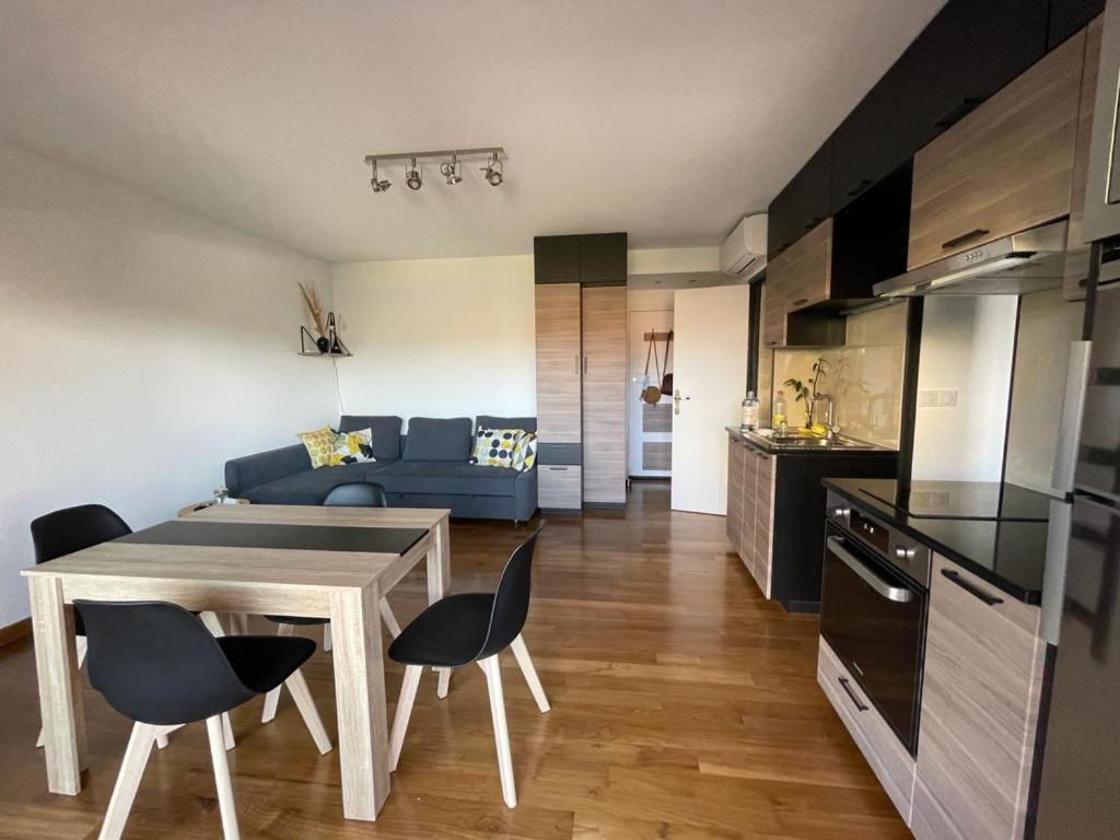 Ferienwohnung Juan Les Pins Joli T2 Parking Inclus! Antibes Exterior foto